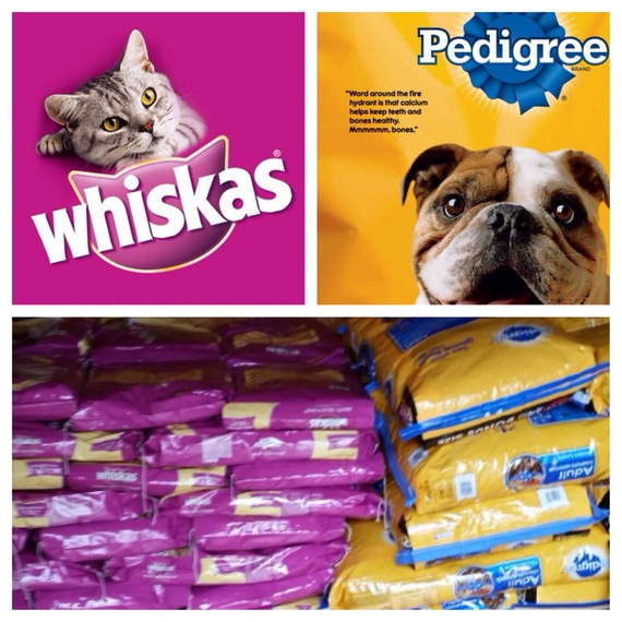 2014-12-25-WhiskasPedigreeDonation.JPG