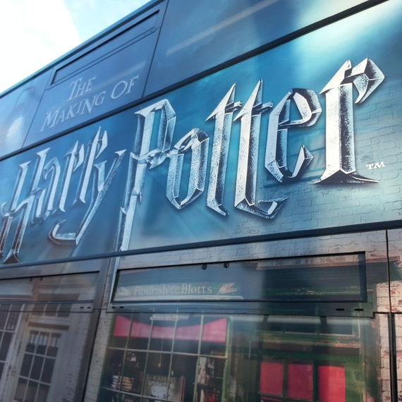 2014-12-29-HarryPottersign.jpg