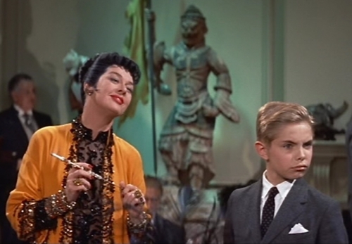 2014-12-30-auntiemame1.jpg