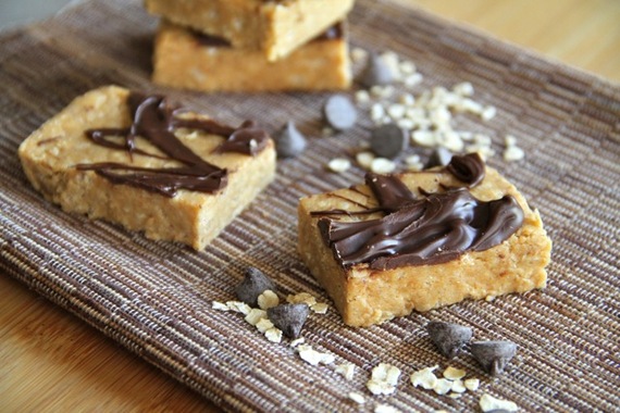 2015-01-01-NoBakeProteinBars.jpg