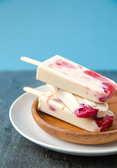 2015-01-07-GreekYogurtPops0312.jpg