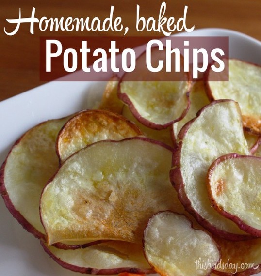 2015-01-10-HomemadeBakedPotatoChips1.jpg