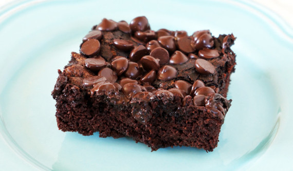 2015-01-10-paleochocolatecake700x410.jpg