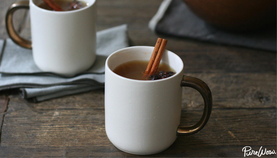 2015-01-13-purewow_mulled_cider.jpg