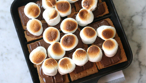 2015-01-13-purewow_smores.jpg