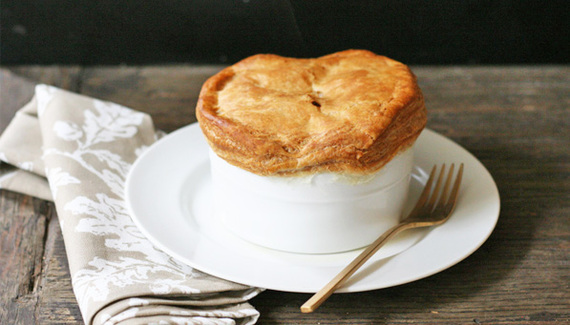 2015-01-13-purewow_veggie_pot_pie.jpg