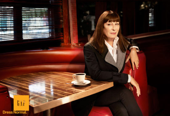 2015-01-15-AnjelicaHuston.jpg