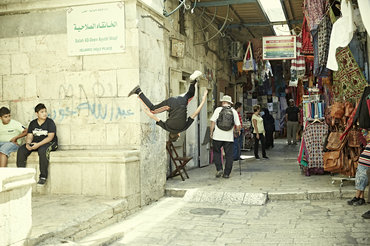 DIG Behind the Scenes in a Jerusalem market