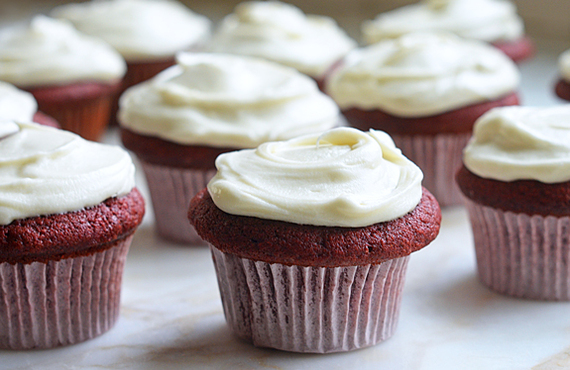 2015-02-11-RedVelvetCupcakes1.jpg