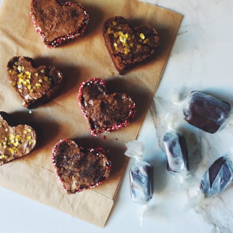 2015-02-11-heartbrownies.jpeg