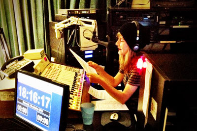 Karine Poirier hosts a community radio programme on CIBL 101.5 FM in Montreal, Canada, in 2011. She is now Project Officer at the Montreal headquarters of the World Association of Community Radio Broadcasters. Photo: Sylvain Quidot