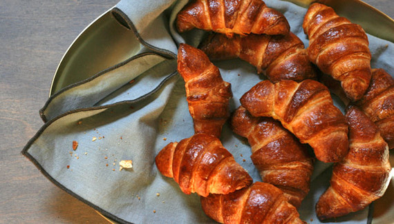 2015-02-23-purewow_croissants.jpg