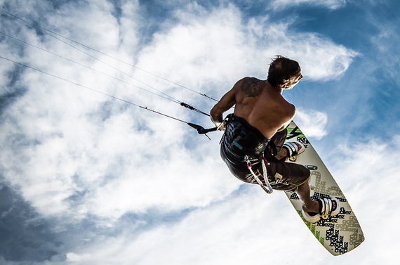 2015-02-24-LasTerrenasKiteSurfing.jpg