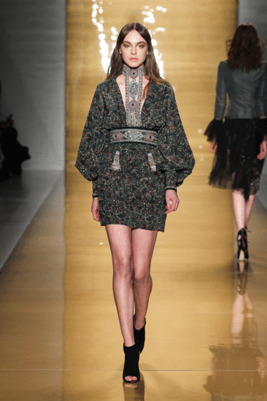 2015-02-27-Fall2015Look10.gif