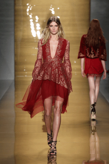 2015-02-27-Fall2015Look17.gif