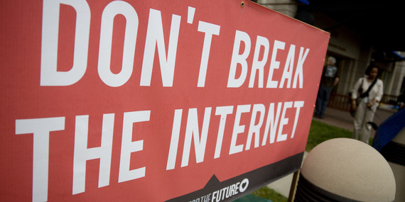 2015-03-01-NetNeutrality.jpg