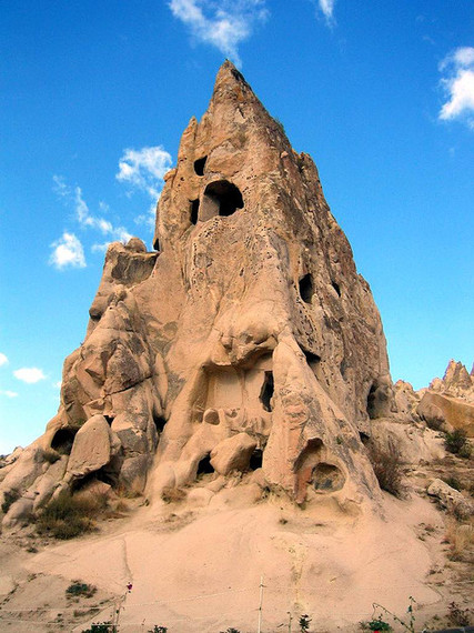 2015-03-04-1425489262-8779589-CaveMonesteryCappadocia.jpg