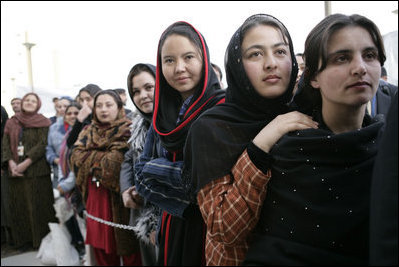 2015-03-13-1426273625-5955263-Women_of_Afghanistan.jpg