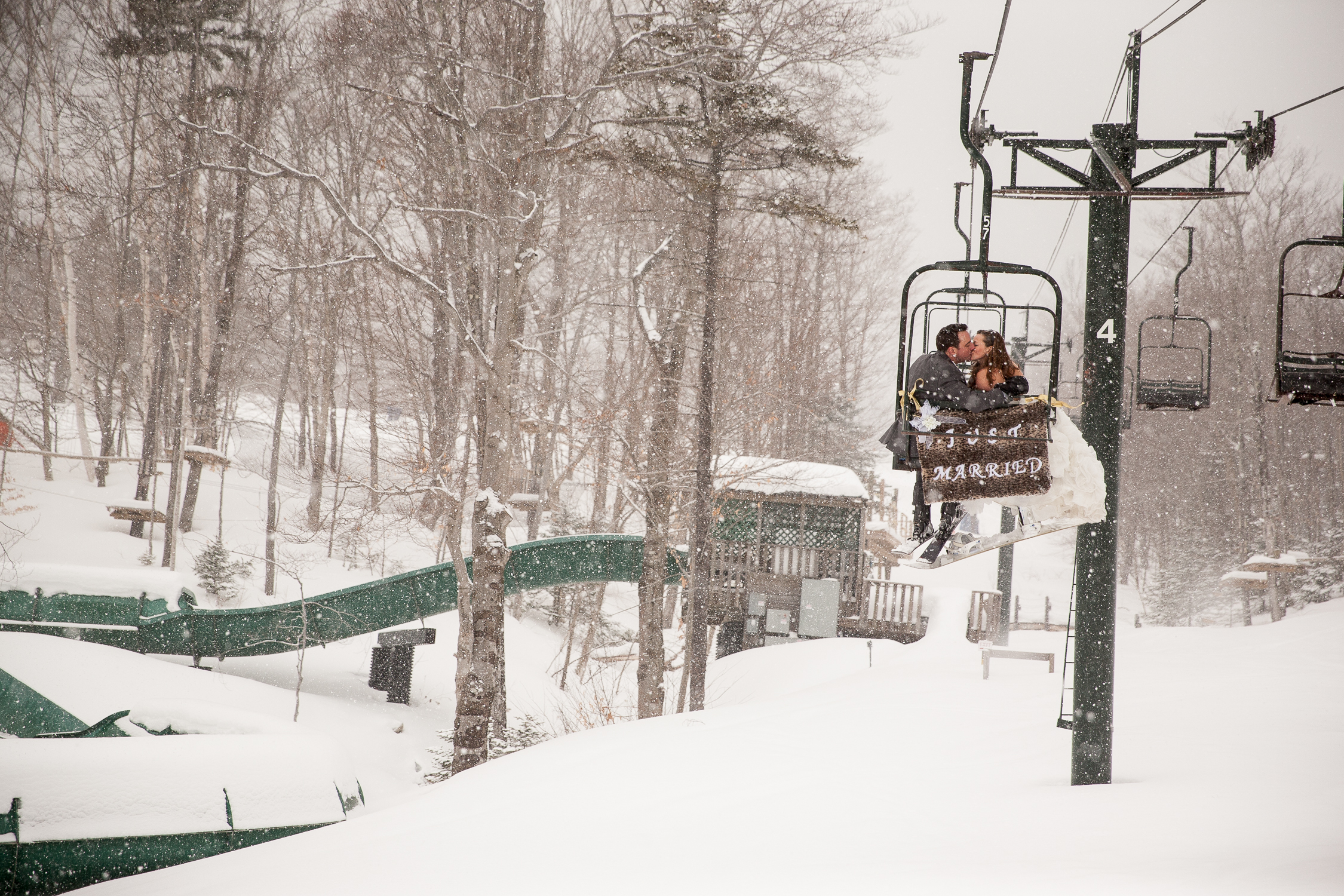 This Couples Ski Wedding Photos Will Make You Want To Hit The Slopes HuffPost Life picture