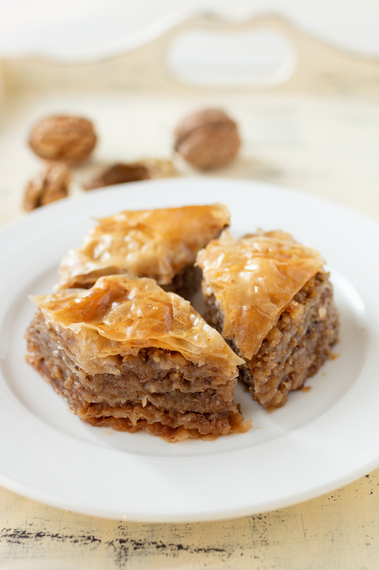 2015-03-19-1426780958-168355-YannisBaklava.2.jpg