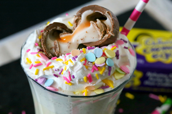 2015-03-22-1426986714-4875481-cadburycremeeggboozymilkshake1.jpg.jpg