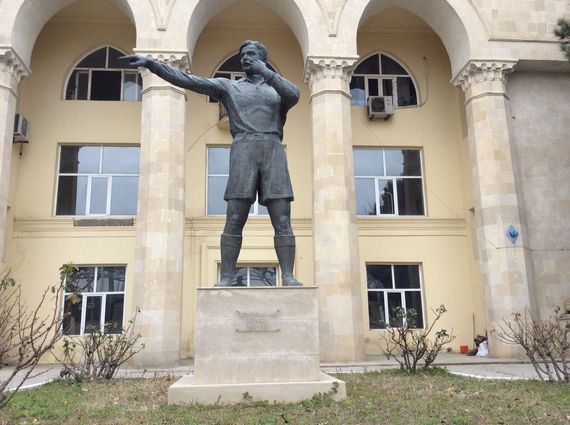 2015-03-23-1427117698-1755180-Tofiqbahramov.jpg