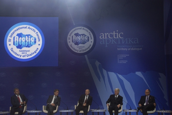 2015-04-04-1428169194-3960988-ArcticForum_Salekhard_2013.jpg