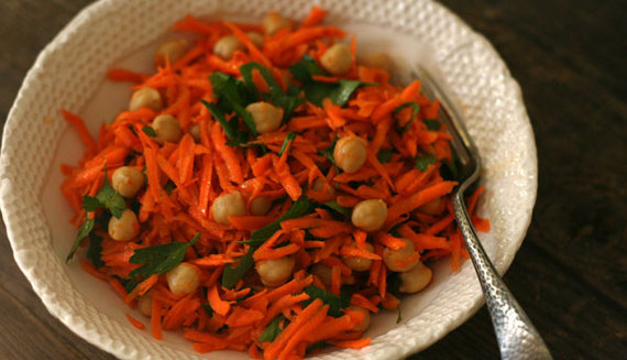 2015-04-06-1428336727-7730287-CarrotSalad.jpg