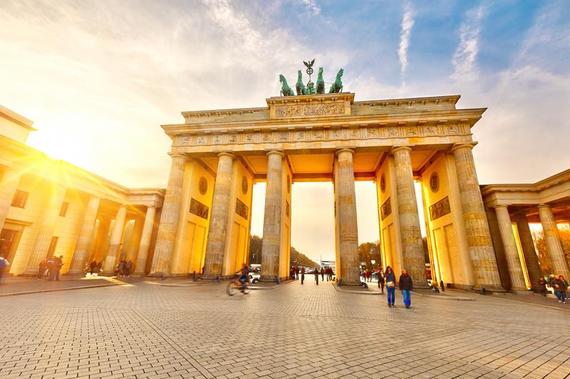 2015-04-14-1429023853-5707718-Berlin_shutterstock_108284315_800x.jpg