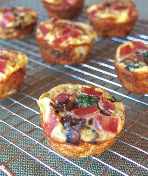 2015-04-15-1429135272-1706548-minimushroomandspinachquiche.jpg