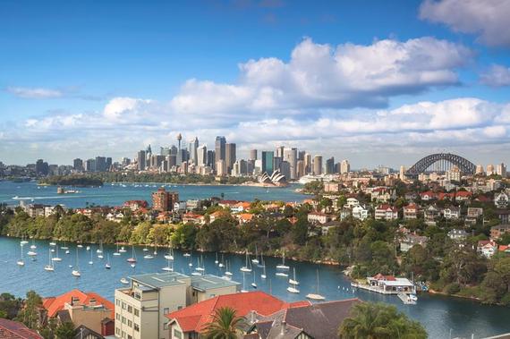 2015-04-17-1429282757-1826308-Sydney_shutterstock_128798308_800x.jpg