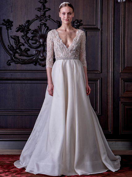 2015-04-19-1429471123-8297786-moniquelhuillierweddingdress03.jpg