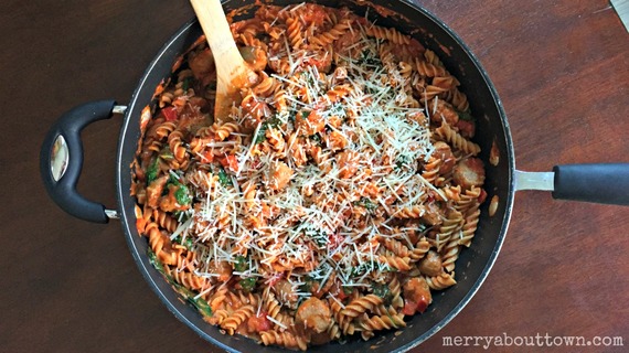 2015-04-23-1429808322-3864108-CreamyItalianPastaSkilletMerryAboutTown.jpg