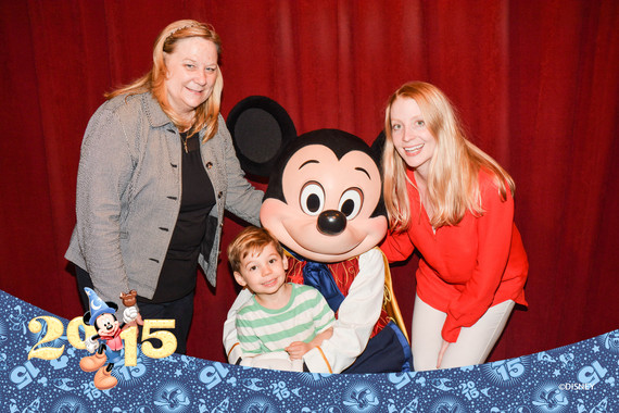 2015-04-27-1430166662-6034194-PhotoPass_Visiting_Magic_Kingdom_Park_7260905406.jpg