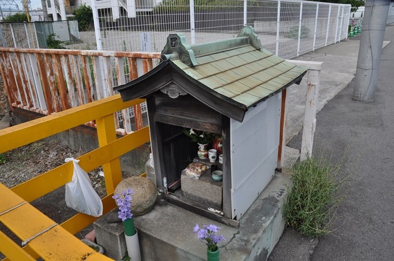2015-04-27-1430174474-9221495-20150427_Kishida_8.jpg