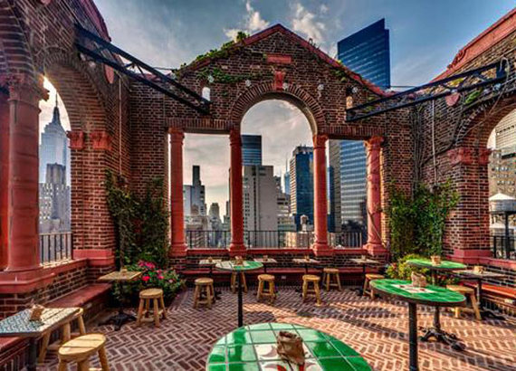 2015-04-28-1430229381-2895744-nyc_rooftop_bars_pod39.jpg