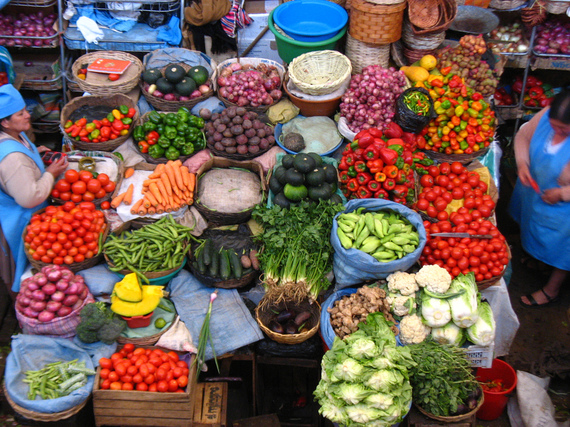 2015-04-28-1430239918-8911186-Paraguaymarket.jpg