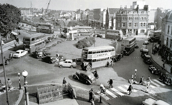 2015-04-29-1430304584-6403059-BristolCorporationBusesBristolTempleMeads1926FlickrPaulTownsend.jpg