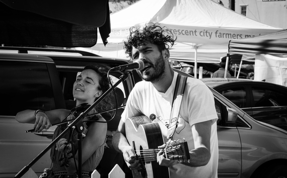 2015-05-07-1430993300-1415837-MusicattheCrescentCityFarmersMarket2.jpg