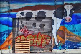 2015-05-11-1431384229-6604610-CowMural.jpg