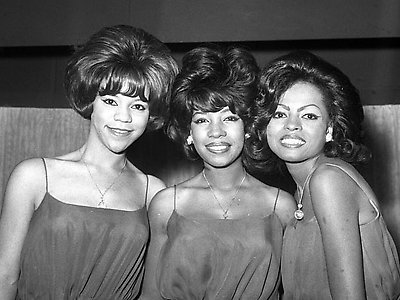 2015-05-19-1432067686-9598943-supremes.jpg