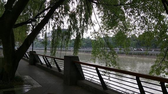 2015-05-23-1432357218-8785921-CJinRiverwalkway.jpg