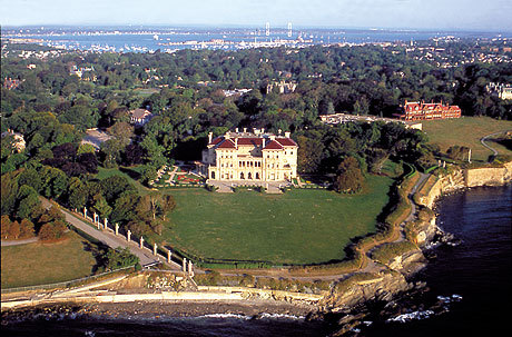 2015-05-27-1432753596-175557-Newportmansion.jpg