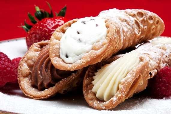 2015-05-29-1432932062-6600123-isgropastrycannoli.jpg