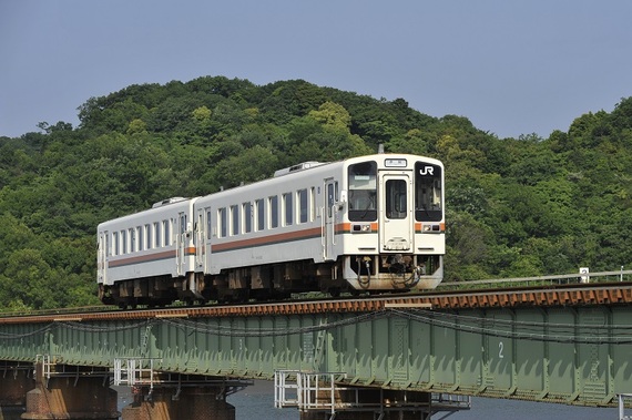 2015-06-01-1433155070-3951623-20150601_kishida_1.jpg