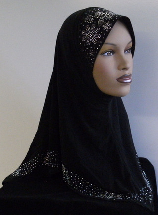 2015-06-02-1433282346-2085793-Amirah_style_Hijab.jpg