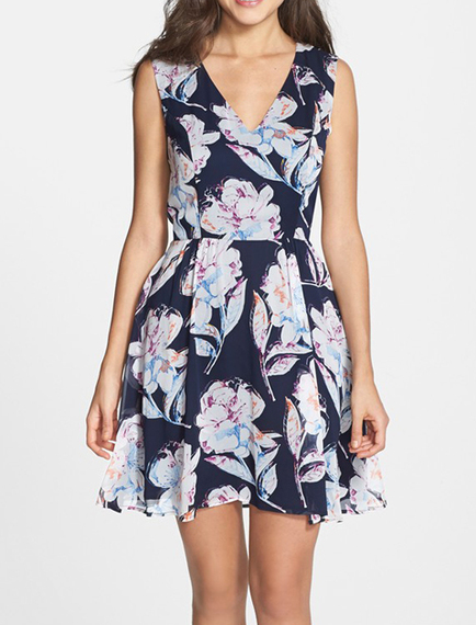2015-06-09-1433882837-7275618-French_Connection_Dress.jpg