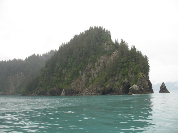 2015-06-11-1434045210-3634651-alaska_1.jpg