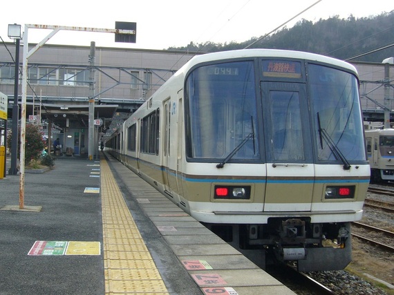 2015-06-12-1434117663-7558976-20150612_kishida_10.jpg