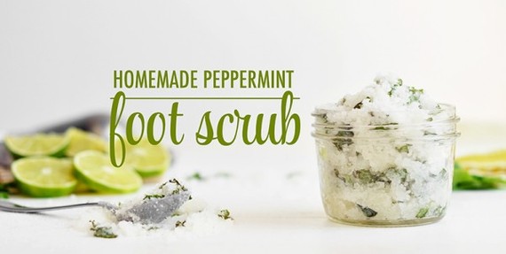 2015-06-12-1434143677-8752269-HomemadePeppermintFootScrub600x303.jpg